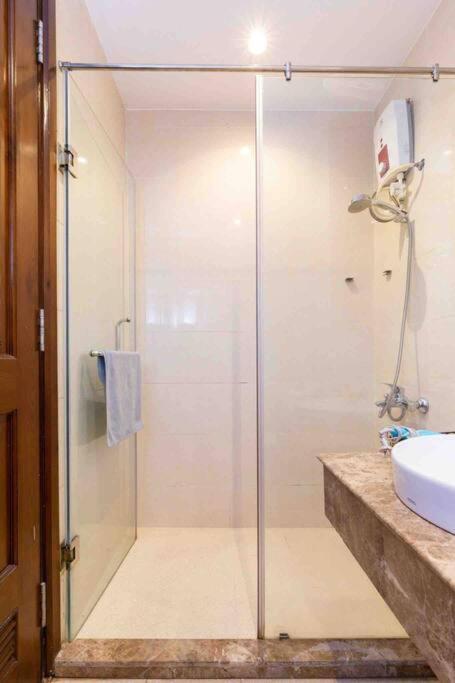 Skyhomes Near Tan Son Nhat Airport-cherry Le Appartement